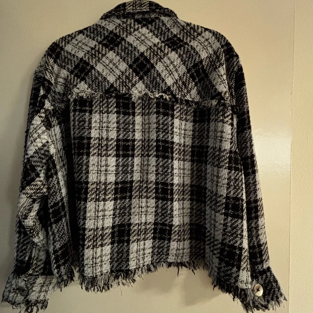 Zara Black and White Plaid Teddy Jacket - Picture 2 of 4